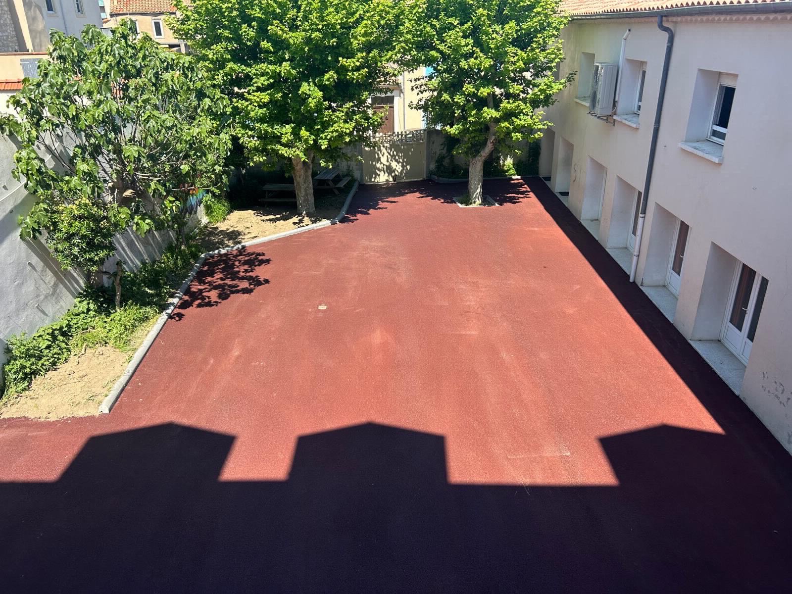 Aménagement de parking pour entreprise avec terrassements à Sète proche de Frontignan