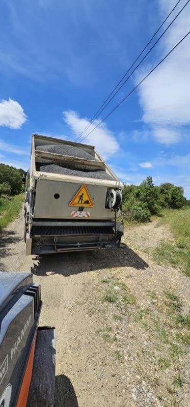  Réfection en bicouche sur la commune de Cruzy et Montouliers (34)! 