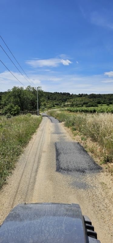  Réfection en bicouche sur la commune de Cruzy et Montouliers (34)! 